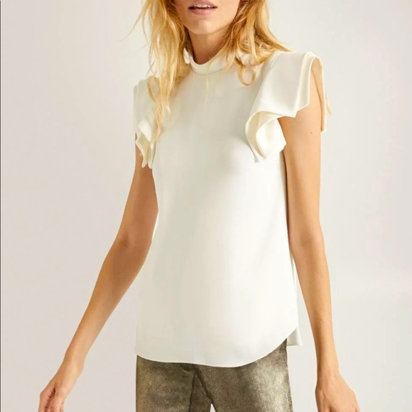 NWT Halston Architectural Short Sleeve Blouse with Mock Neck in White - Size 6 - Picture 1 of 15